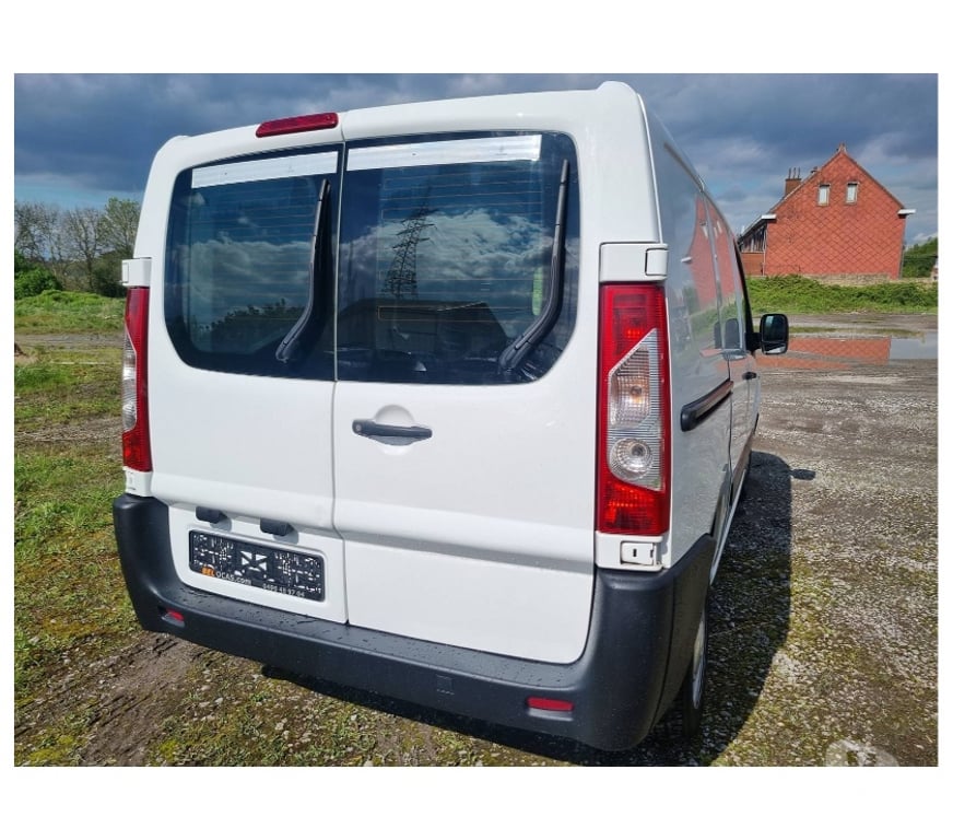 Véhicules commerciaux & utilitaires d'occasion Pont-de-Loup - Photos Vivastreet Fiat Scudo L1h1 4 2015 1.6jtd 90cv 66kw euro5b 147000km