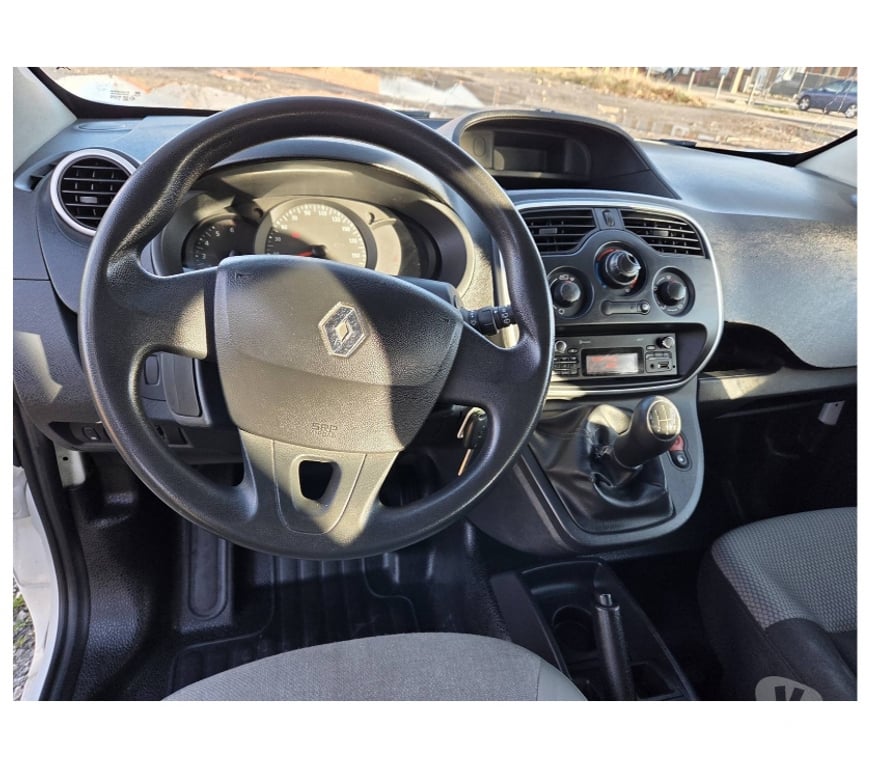 Véhicules commerciaux & utilitaires d'occasion Pont-de-Loup - Photos Vivastreet Renault Kangoo 2018 double cabine 109539km 1.5dci 90cv EU6