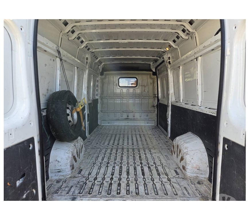 Véhicules commerciaux & utilitaires d'occasion Pont-de-Loup - Photos Vivastreet Citroen Jumper L3h2 2016 2.2hdi 130cv 6vitesses Gps Airco..
