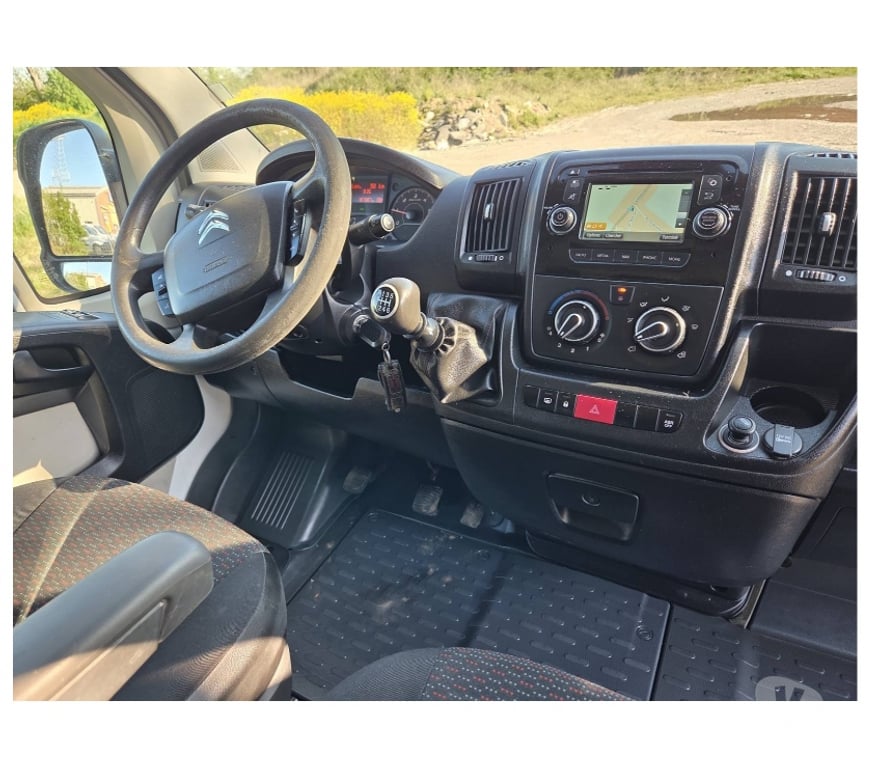 Véhicules commerciaux & utilitaires d'occasion Pont-de-Loup - Photos Vivastreet Citroen Jumper L3h2 2016 2.2hdi 130cv 6vitesses Gps Airco..