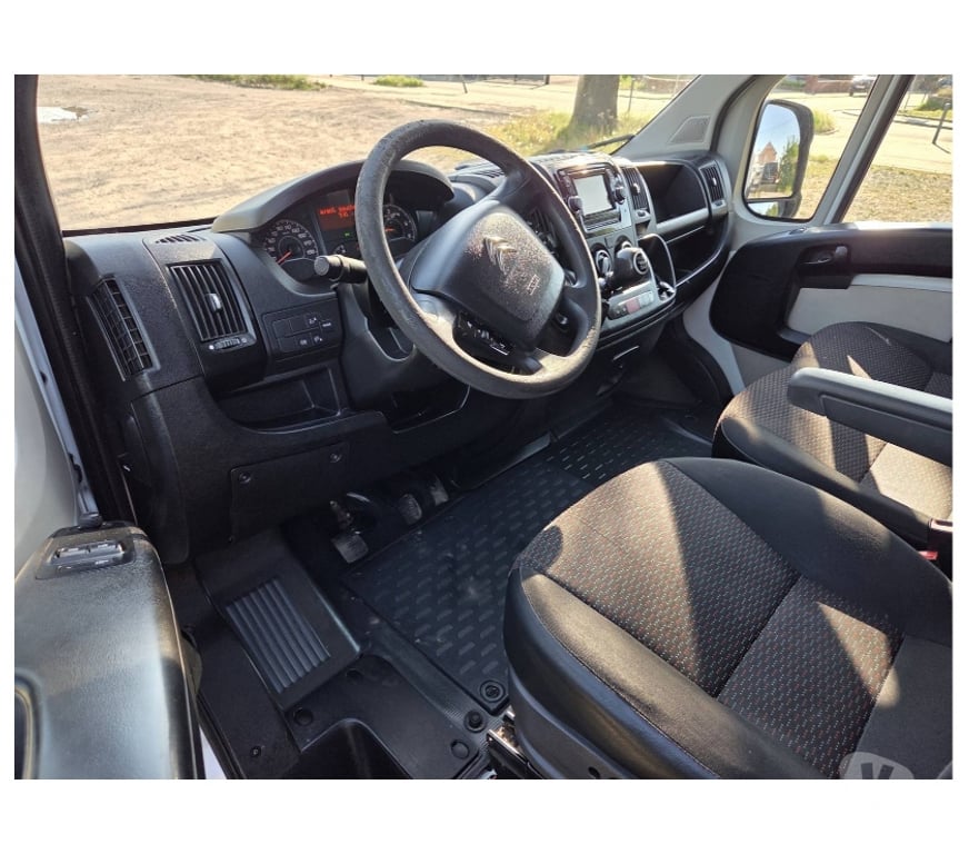 Véhicules commerciaux & utilitaires d'occasion Pont-de-Loup - Photos Vivastreet Citroen Jumper L3h2 2016 2.2hdi 130cv 6vitesses Gps Airco..