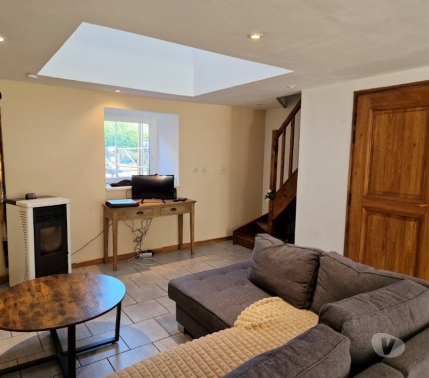 Annonce maison Bouillon Corbion - Photos Vivastreet Charmante maison en pierre de pays.