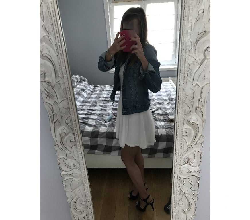 exhib Wavre Wavre-Centrum - Photos Vivastreet Jeune couple cherche homme