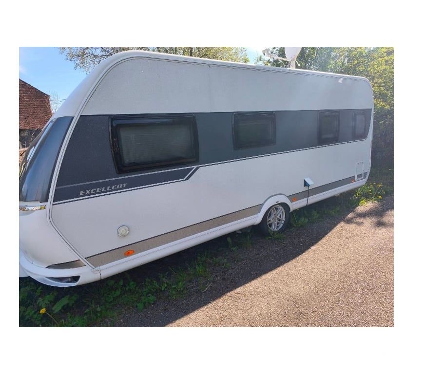 Caravane occasion Mettet Biesme - Photos Vivastreet Caravane Hobby 560 WFU