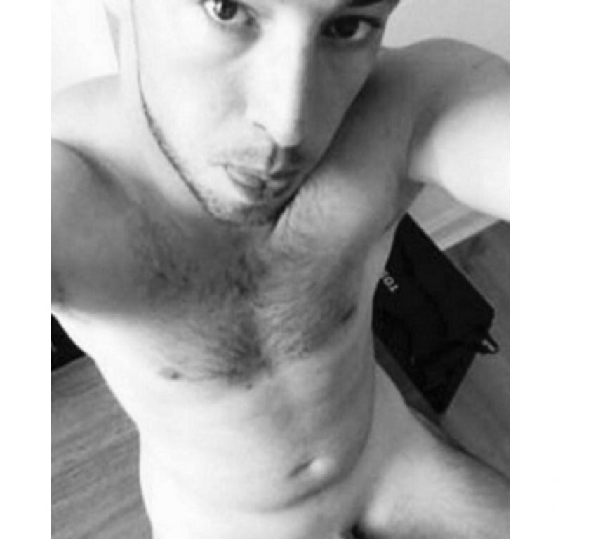 Gay Marche-en-Famenne - Photos Vivastreet Qui me veux demain nu en extérieur
