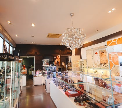 Vente Commerce Beez Namur - Photos Vivastreet Bijouterie à céder entre NAMUR et LIEGE