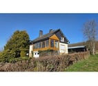  — Herbeumont : agréable maison avec jardin et garage, 3-4ch.