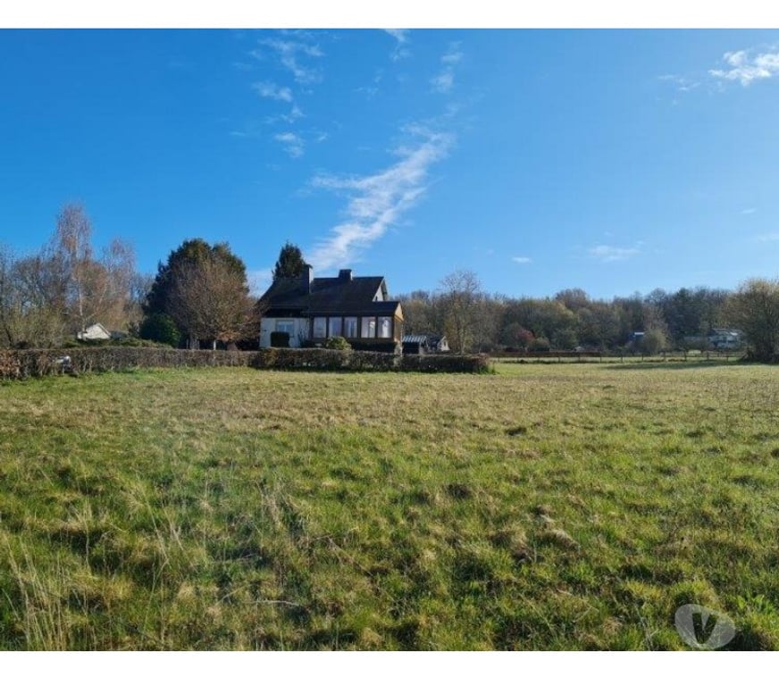 Annonce maison Gribômont - Photos Vivastreet Herbeumont : agréable maison avec jardin et garage, 3-4ch.
