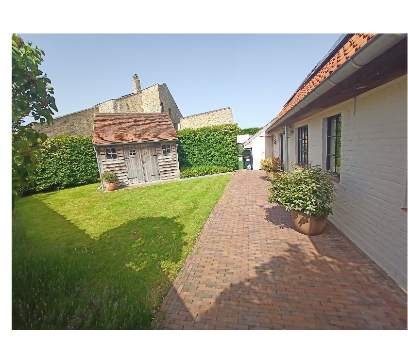 Annonce maison Alveringem Alveringem-Centrum - Photos Vivastreet Maison détachée confortable avec jardin et car-port