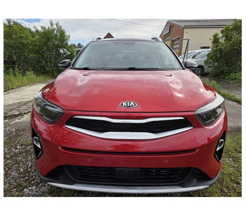 Voiture à vendre Pont-de-Loup - Photos Vivastreet Kia Stonic 2021 1.0i hybride 120cv boite auto Gps Ac jantes