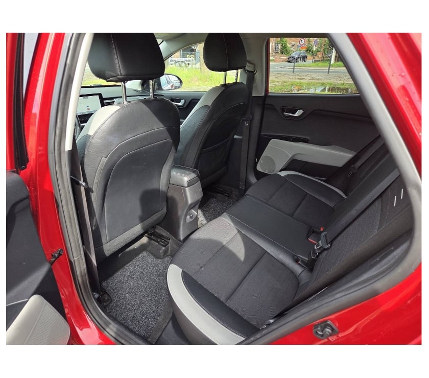 Voiture à vendre Pont-de-Loup - Photos Vivastreet Kia Stonic 2021 1.0i hybride 120cv boite auto Gps Ac jantes