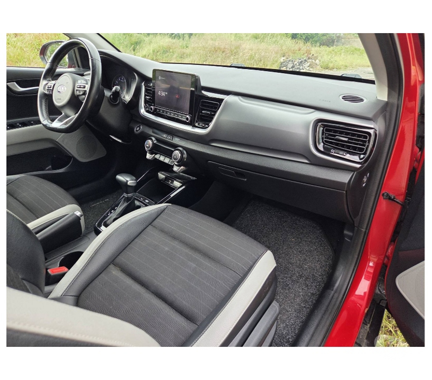 Voiture à vendre Pont-de-Loup - Photos Vivastreet Kia Stonic 2021 1.0i hybride 120cv boite auto Gps Ac jantes