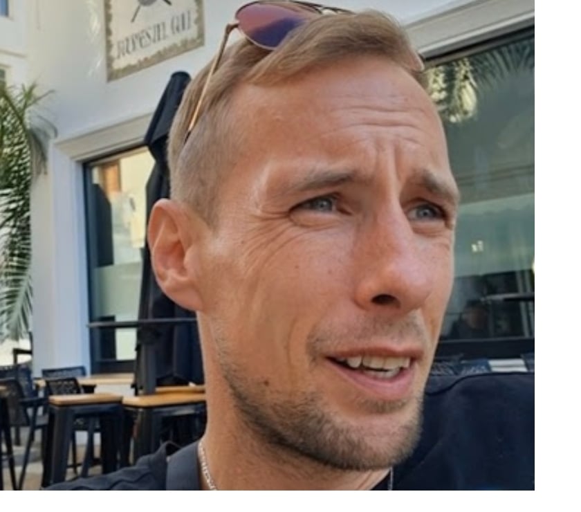 Homme de main exécutant de vos idée et besoin