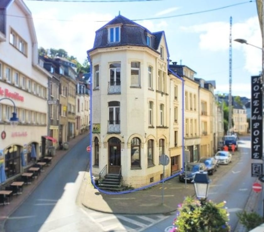 Vente immeuble Bouillon-Centrum Bouillon - Photos Vivastreet Charmant immeuble composé de 2 maisons de commerce