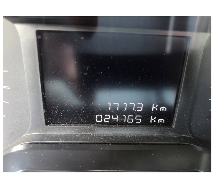 Véhicules commerciaux & utilitaires d'occasion Pont-de-Loup - Photos Vivastreet Peugeot Partner Maxi 3places 24000km 1.5hdi 100cv airco..
