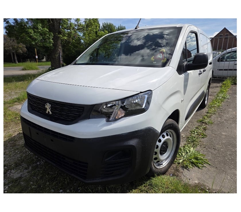 Photos Vivastreet Peugeot Partner Maxi 3places 24000km 1.5hdi 100cv airco..
