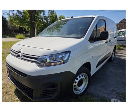 Utilitaires - Photos Vivastreet Citroën Berlingo Maxi 2022 3places 17000km 1.5hdi 100cv AC