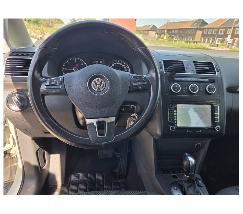 Voiture à vendre Pont-de-Loup - Photos Vivastreet Vw Touran 2.0tdi 140cv 103kw Boite auto Dsg Gps Airco Cruise