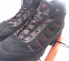Gosselies - Jumet — Chaussures de sport ou de marche