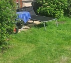 Wavre - Wavre — Bronzer au jardin, à wavre