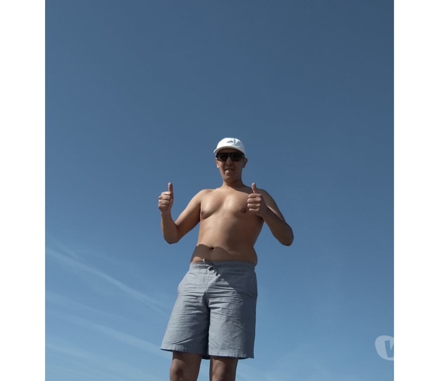 Hommes > Femmes Evere - Photos Vivastreet Salut je cherche à faire une belle rencontre