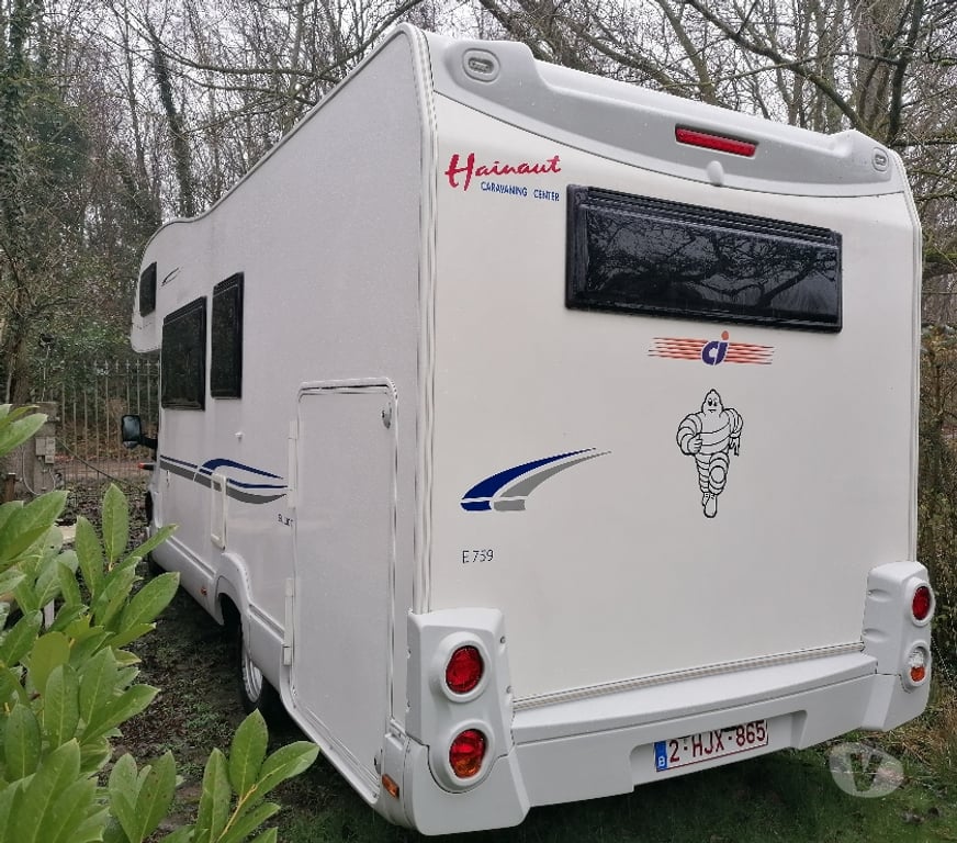 Camping car occasion Assesse Maillen - Photos Vivastreet Ford Transit 2.4 diesel Trigano capucine 73200 km 2010