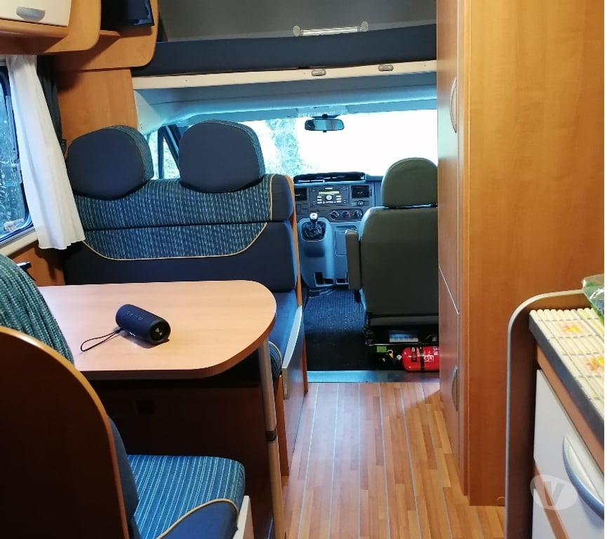 Camping car occasion Assesse Maillen - Photos Vivastreet Ford Transit 2.4 diesel Trigano capucine 73200 km 2010