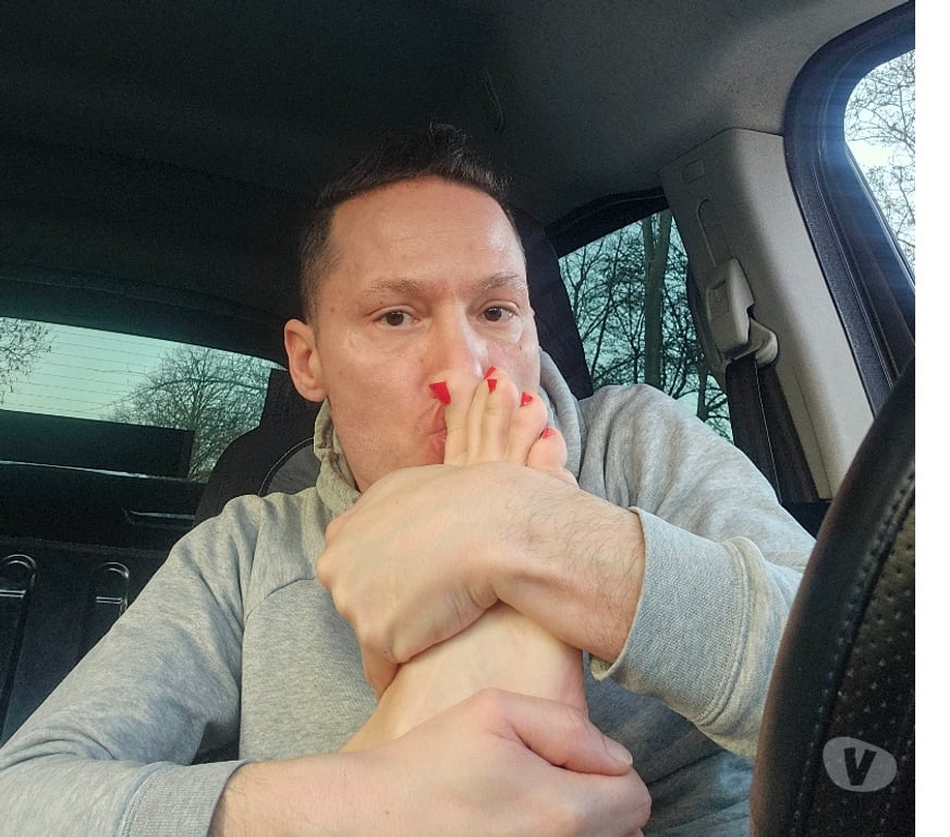 exhib Liège Liège-Centrum - Photos Vivastreet Jeune homme bi passif à souiller par un cpl