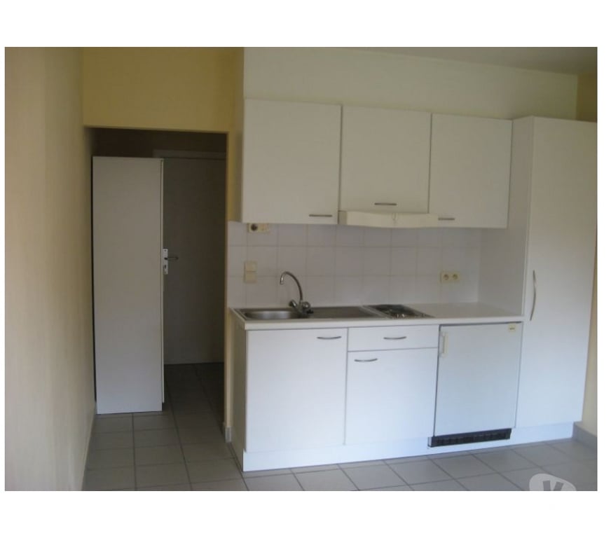Location appartement Ottignies-Louvain-la-Neuve Louvain-la-Neuve - Photos Vivastreet Lumineux STUDIO de 24 m2 à louer à Louvain la Neuve