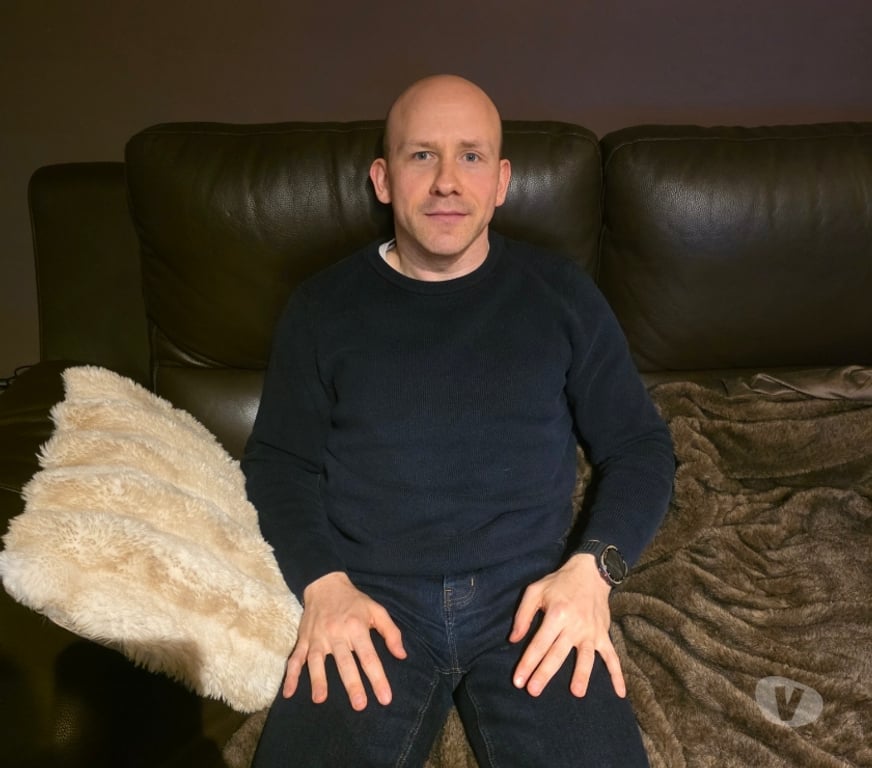 Hommes > Femmes La Louvière - Photos Vivastreet Cherche Femme toute âge pour discuter