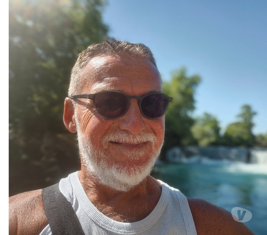 Gay Laeken - Photos Vivastreet Reçois actif sui se deplace