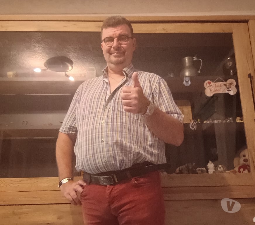 Hommes > Femmes Aywaille - Photos Vivastreet Homme 52 ans désire rencontrer une femme pour une relation