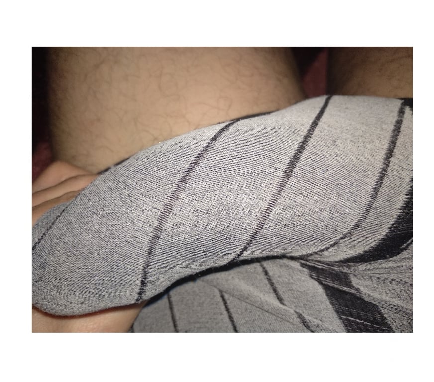 Gay Bruxelles (Brussels) Bruxelles-Centrum - Photos Vivastreet J'ai 38 ans je cherche un cul entre 18 ans et 22 Ans