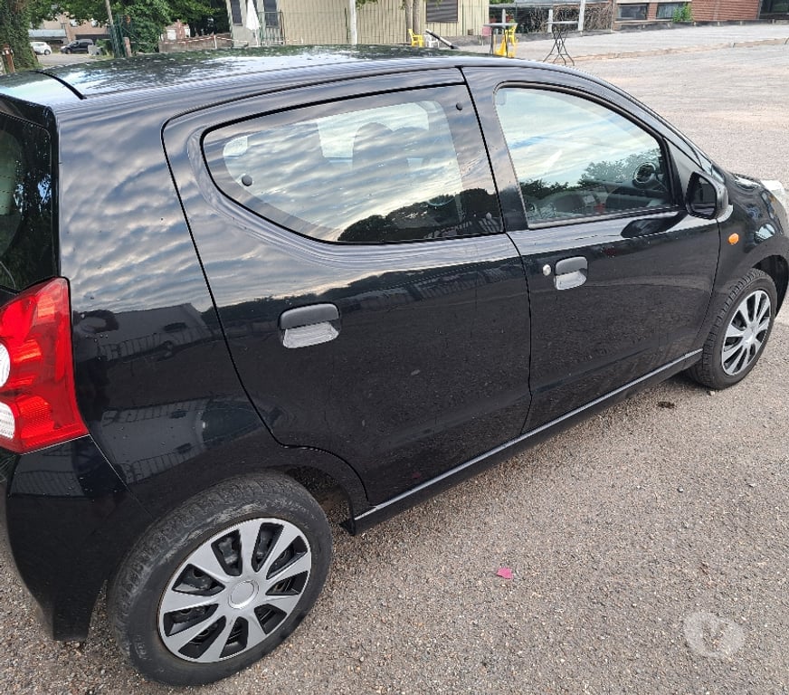 Voiture à vendre Seraing Jemeppe - Photos Vivastreet SUZUKI ALTO 1.0 cc Anne 12 2011 PRET IMMATRICULE
