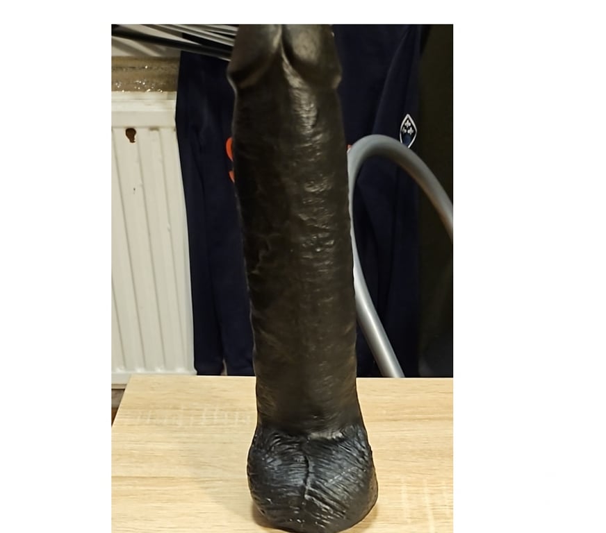 Gay Charleroi Charleroi-Centrum - Photos Vivastreet Cul soumis démonter dildo de 27x6.5cm