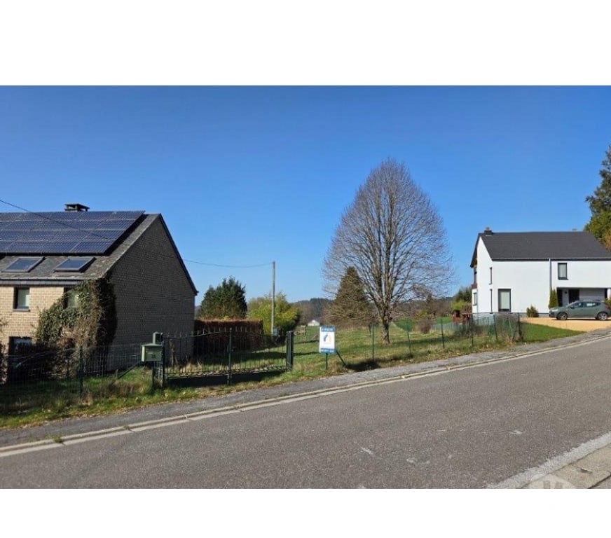 Terrains à vendre Gribômont - Photos Vivastreet Herbeumont : terrain en zone d'habitat, 22a 30ca.