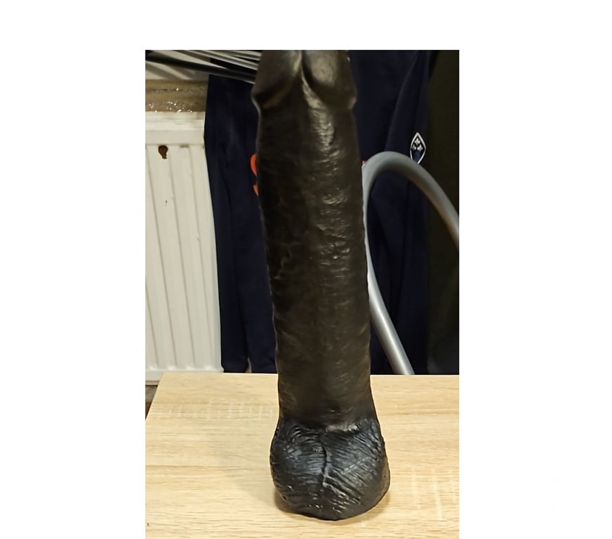 Gay Charleroi Charleroi-Centrum - Photos Vivastreet Soumis démonter par dildo 27x6.5cm