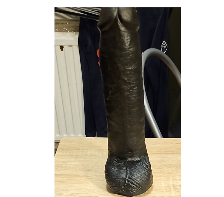 Gay Tournai Tournai-Centrum - Photos Vivastreet Salope soumis virtuel démonter par dildo 27x6.5cm