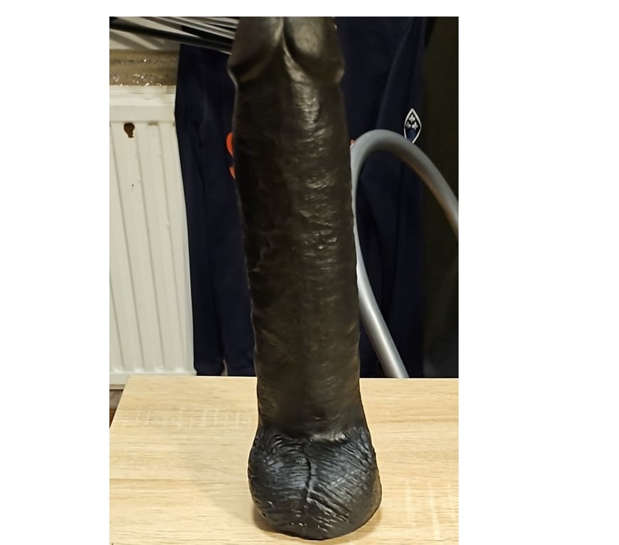 Gay Charleroi Charleroi-Centrum - Photos Vivastreet Cul mince soumis démonter par dildo 27x6.5cm en cam