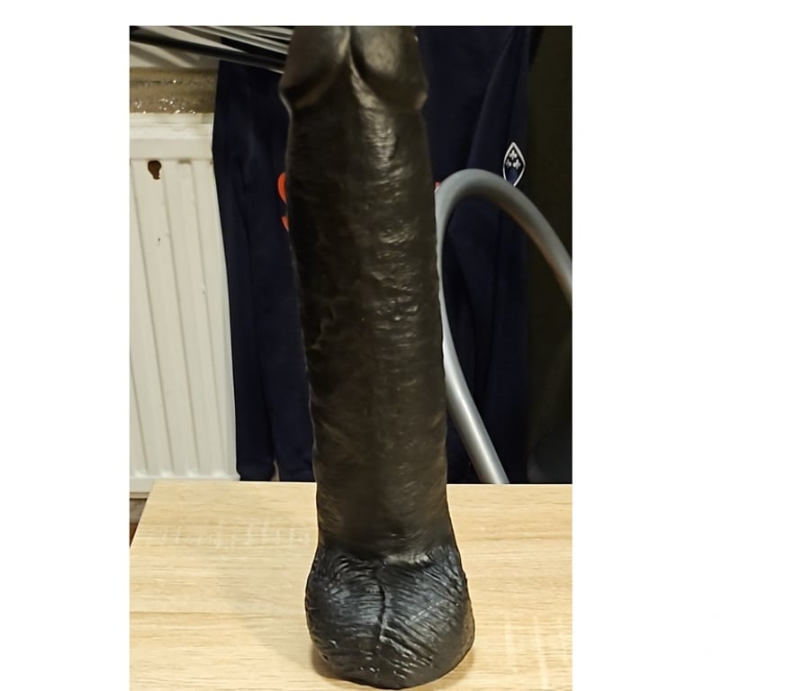 Gay Charleroi Charleroi-Centrum - Photos Vivastreet Ptit salope démonter par dildo 27x6.5cm en cam