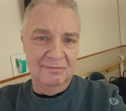 Rencontre gay - Photos Vivastreet Cherche actif dominant me déplace