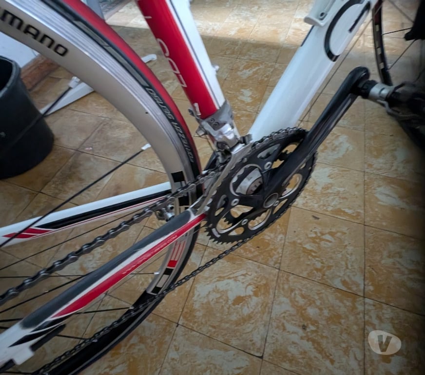 Matériel de sport Charleroi Couillet - Photos Vivastreet Vélo Ghost EBS Race