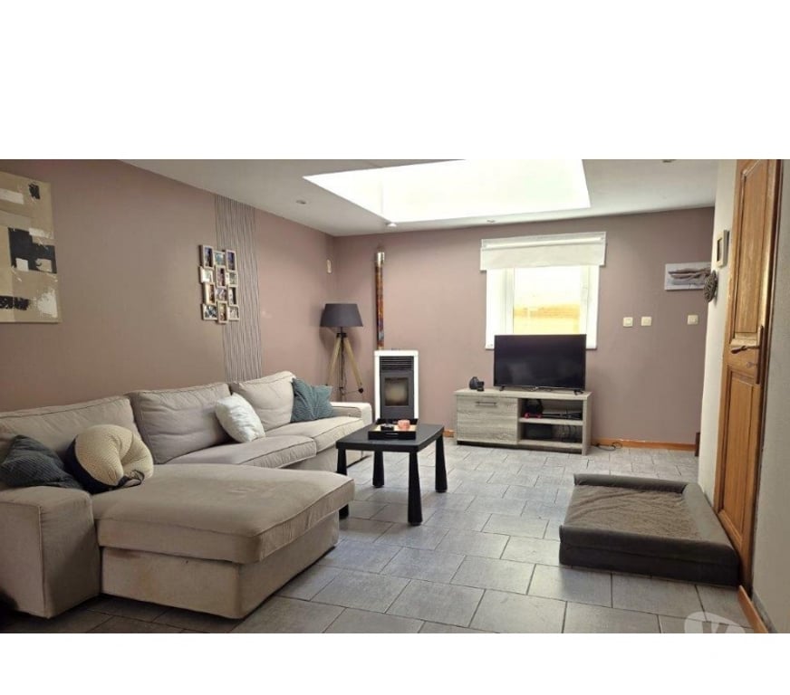 Annonce maison Bouillon Corbion - Photos Vivastreet Corbion : charmante petite maison en pierres, 2ch.