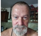 Couvin - Namur-Province — Homme de compagnie poilu max 45 ans