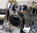 Xhendelesse - Herve — Cours : Guitare – Basse – Batterie