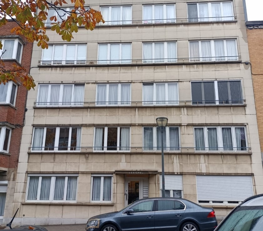 Koekelberg - Bruxelles-Capitale — APPARTEMENT 1 CH A VENDRE