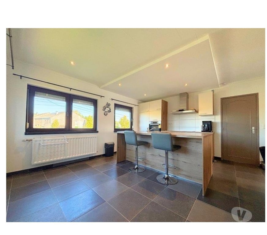 Annonce maison Paliseul Framont - Photos Vivastreet Framont (Paliseul) : agréable maison avec jardin, 3ch.