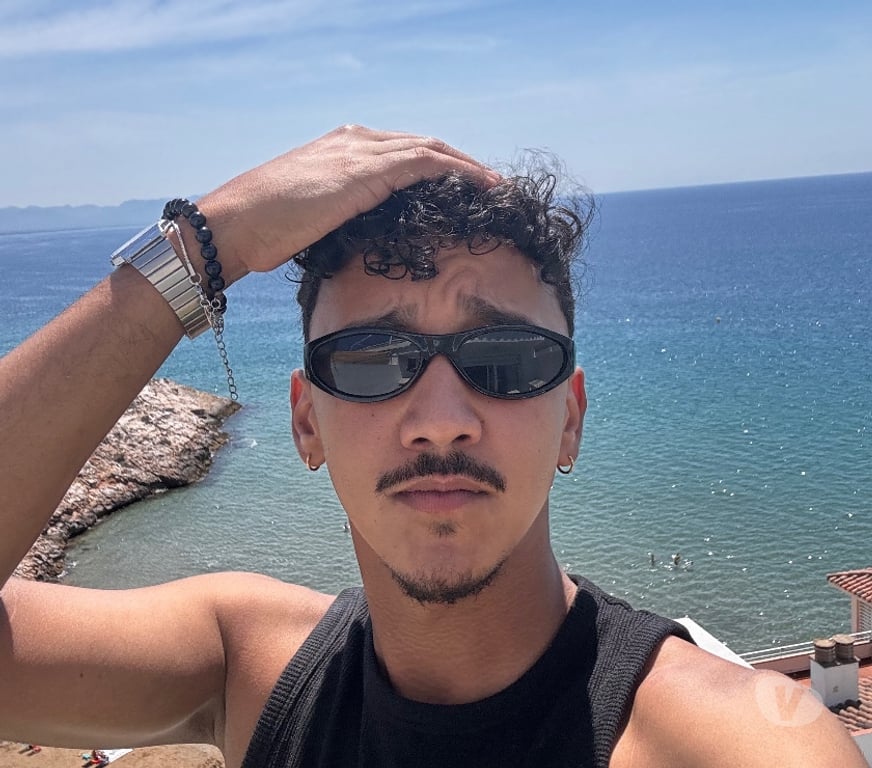 Gay Escorts Anderlecht - Photos Vivastreet Jeune brésilien