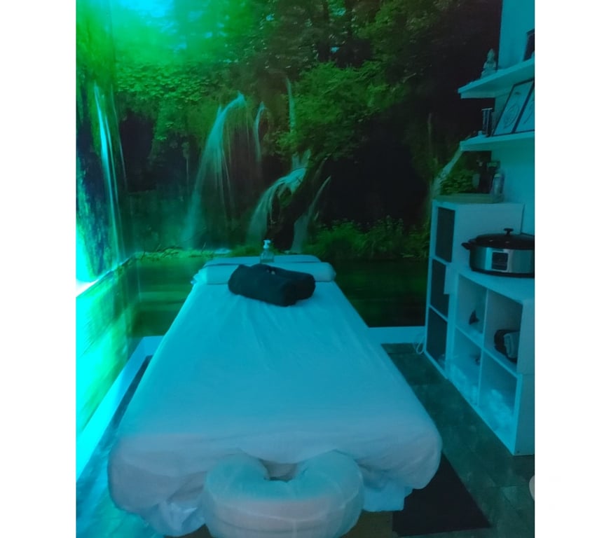 Escort Bruxelles (Brussels) Bruxelles-Centrum - Photos Vivastreet ✨ MASSAGE & BIEN-ÊTRE ✨