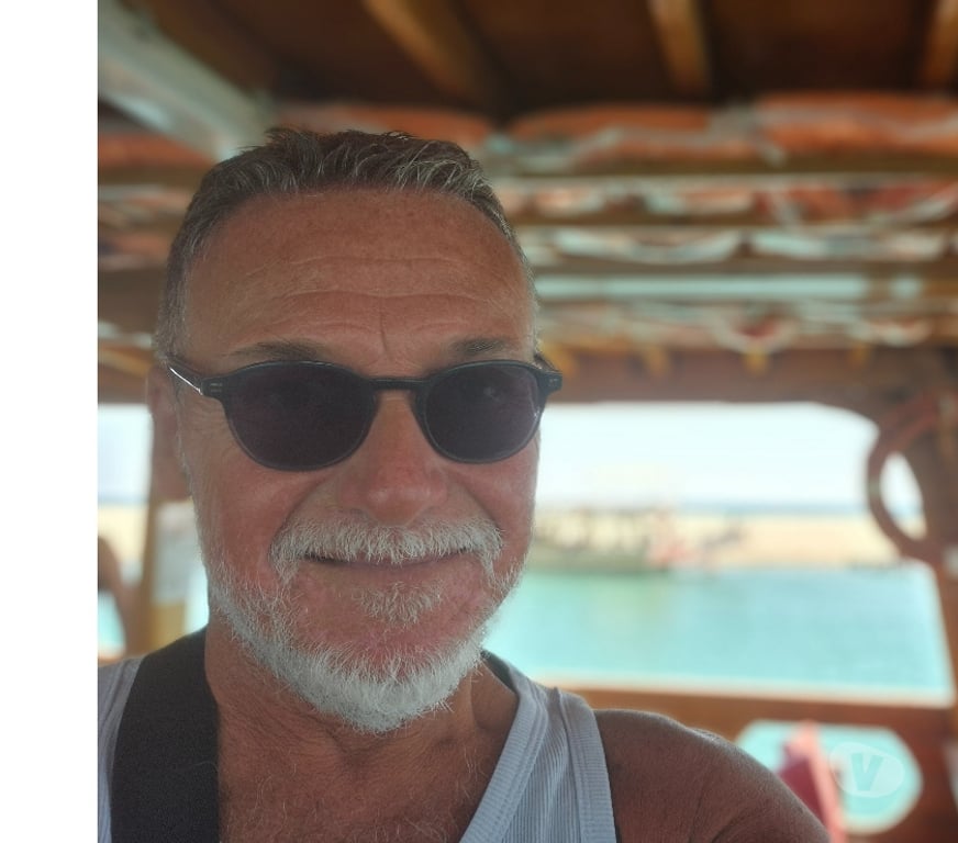 Gay Laeken - Photos Vivastreet Cherche actif pour fun